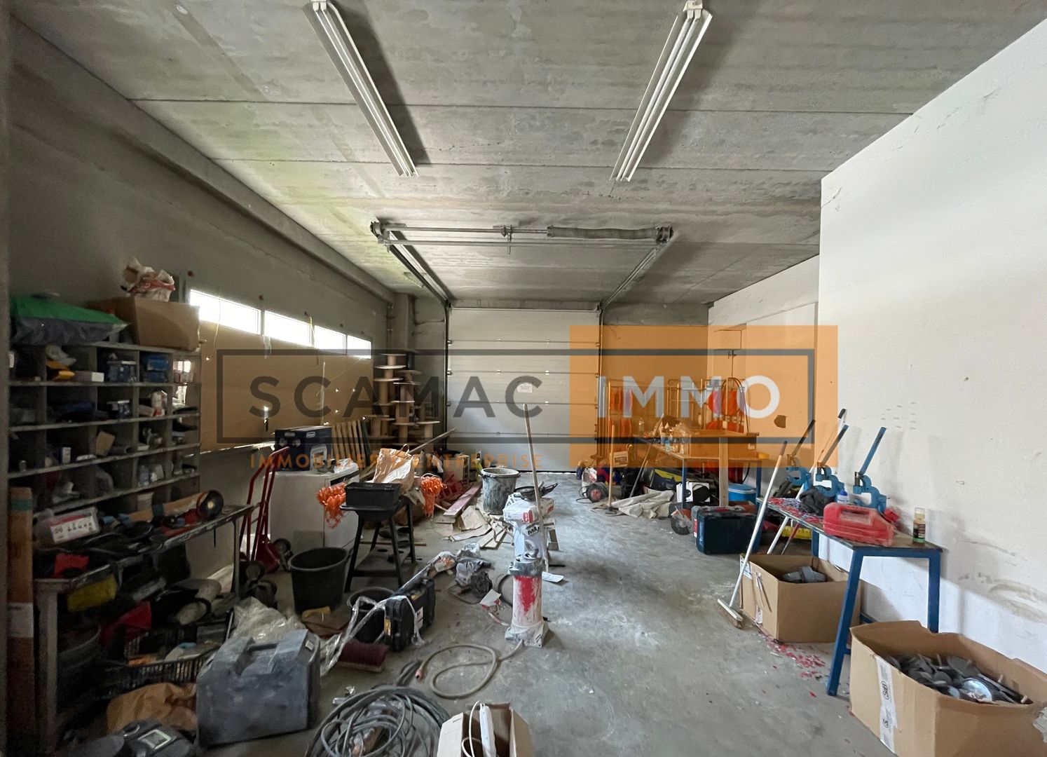 local d'activités de 308m², Bussy-Saint-Georges (Seine-et-Marne)