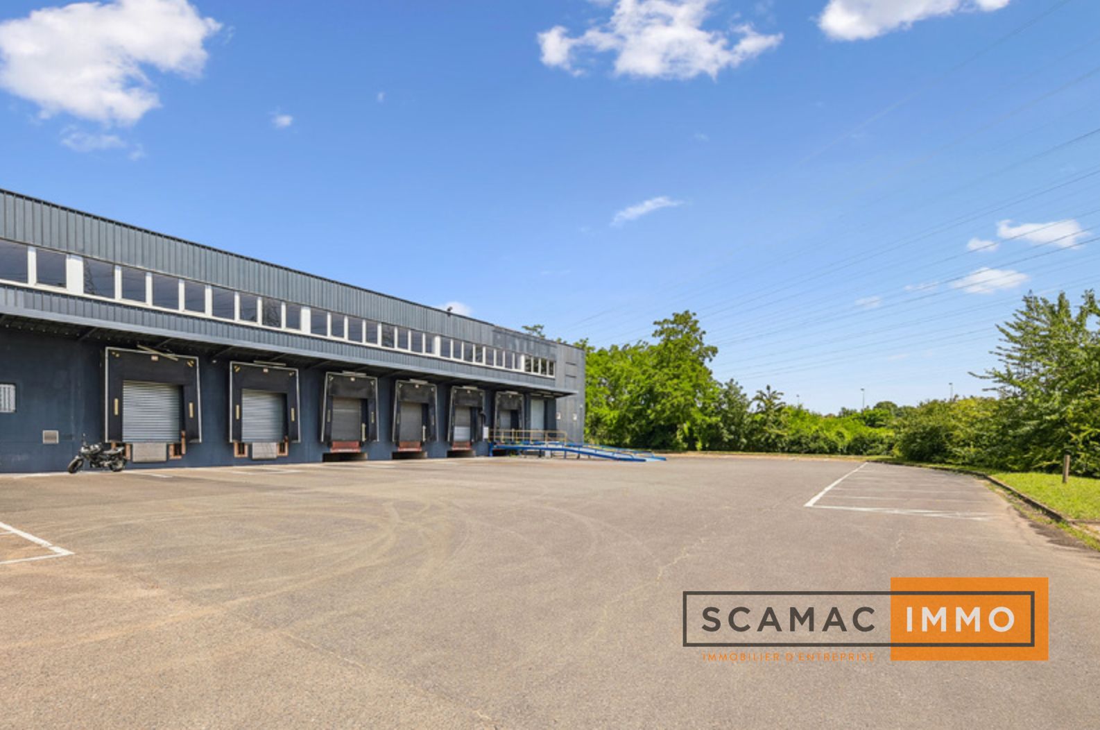 entrepôt de 1&nbsp;455m², Palaiseau (Essonne)