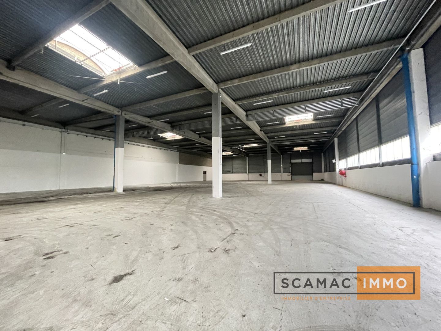 entrepôt de 2 385m², Palaiseau (Essonne)