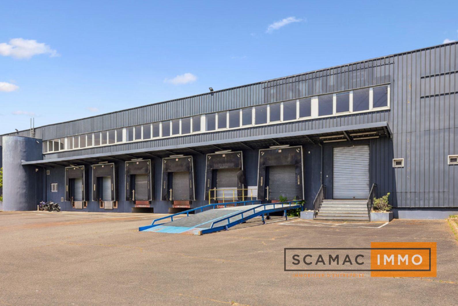 entrepôt de 3 841m², Palaiseau (Essonne)