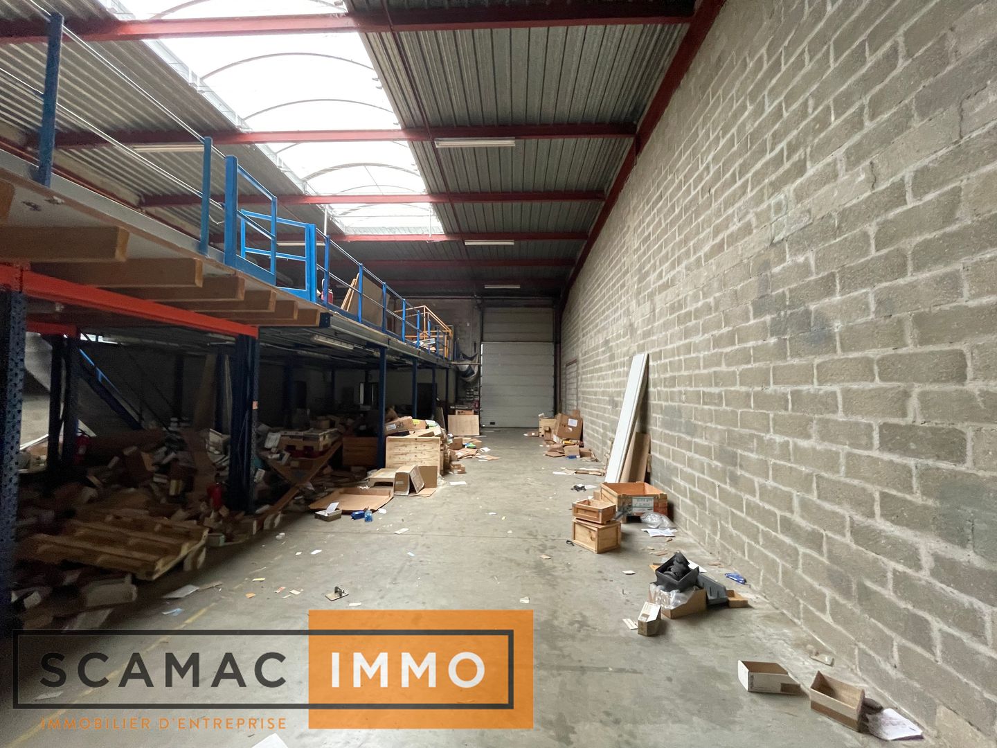 local d'activités de 380m², Bondoufle (Essonne)