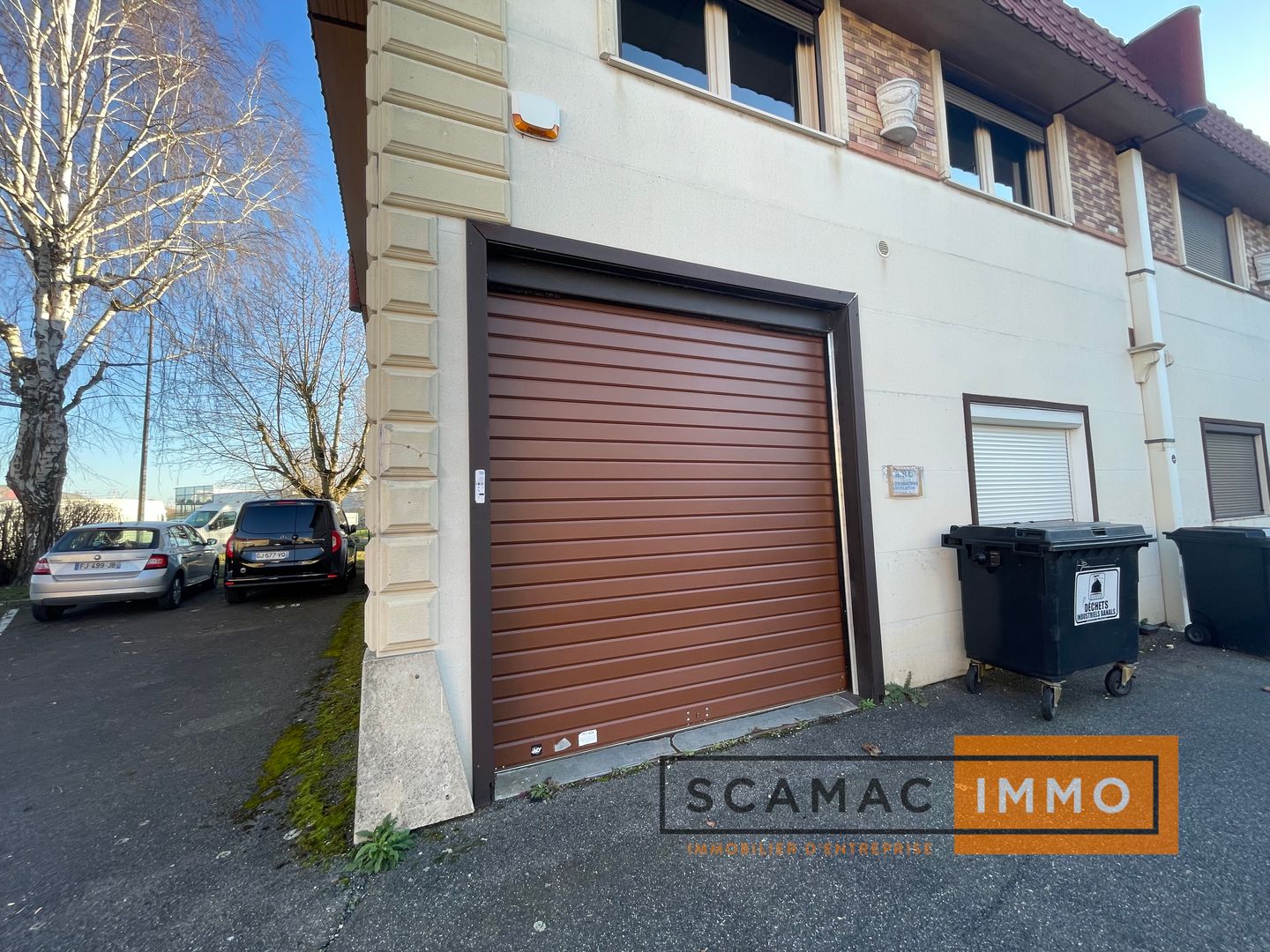 local d'activités de 228m², Massy (Essonne)