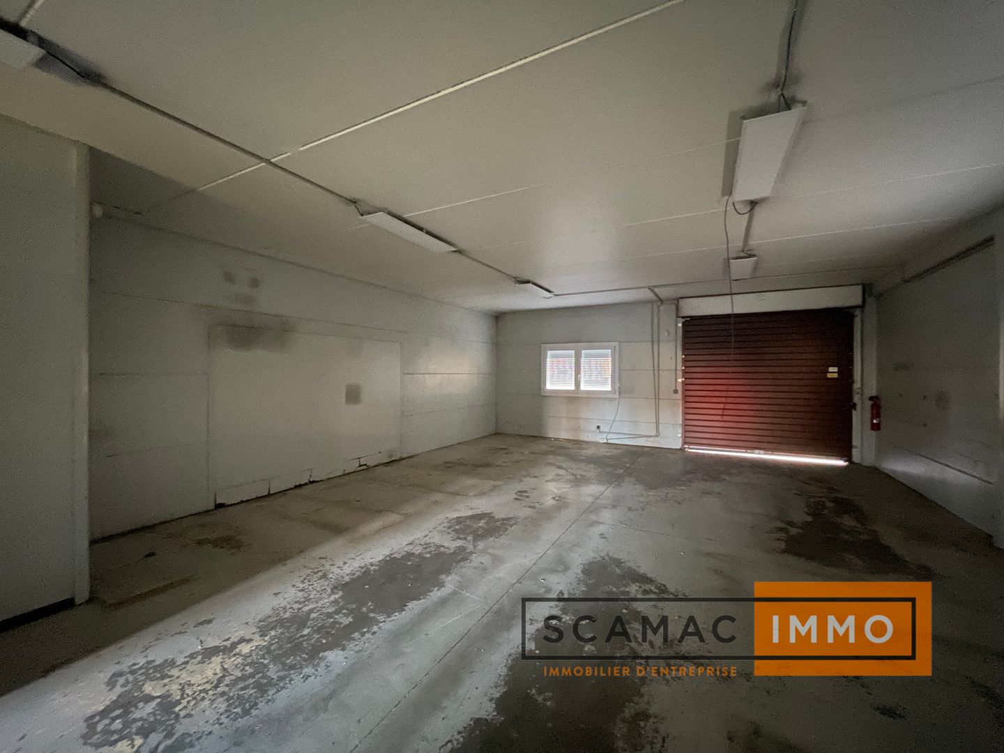 Local d'activités de 228 m², Massy