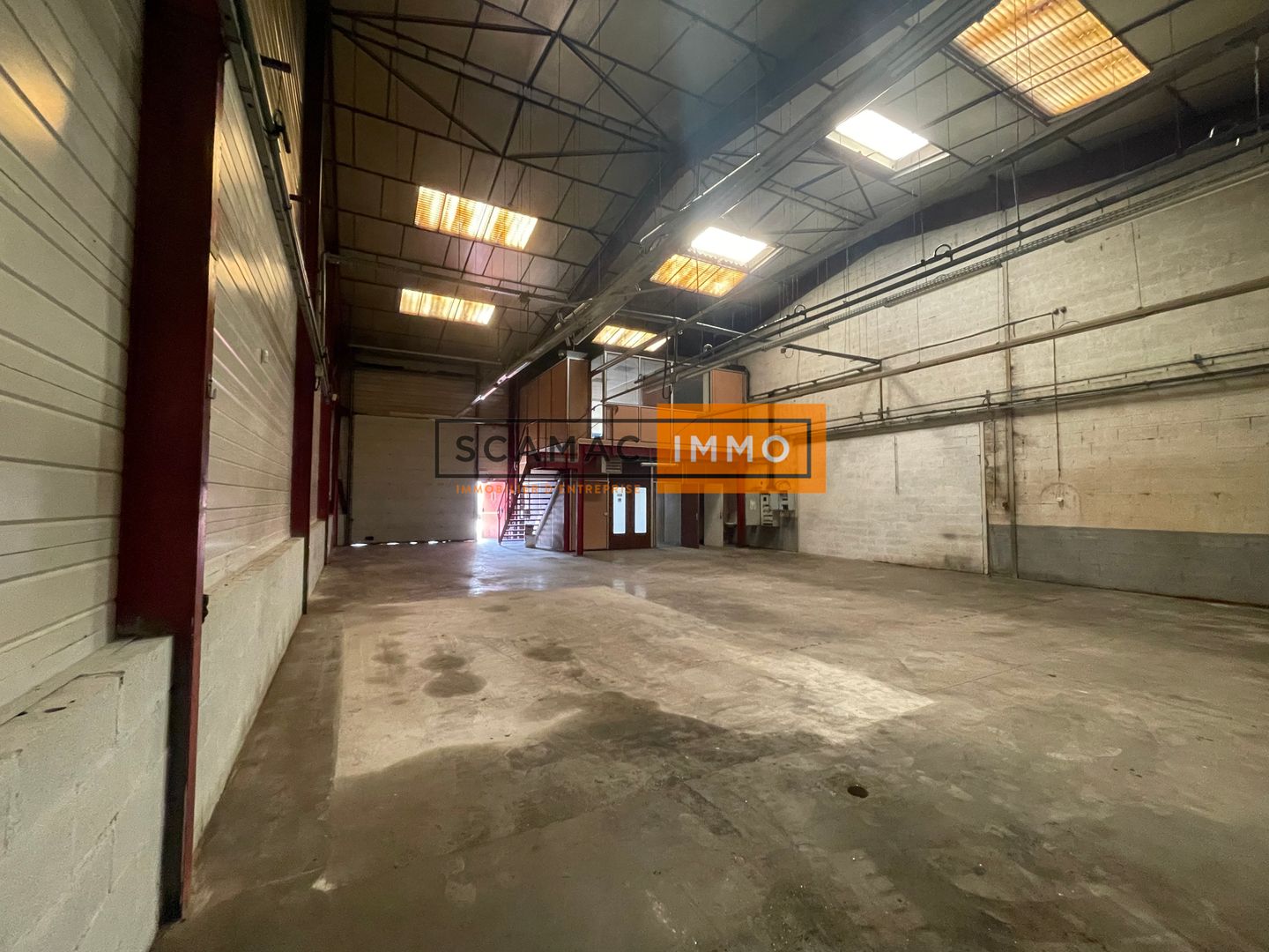 local d'activités de 400m², Wissous (Essonne)