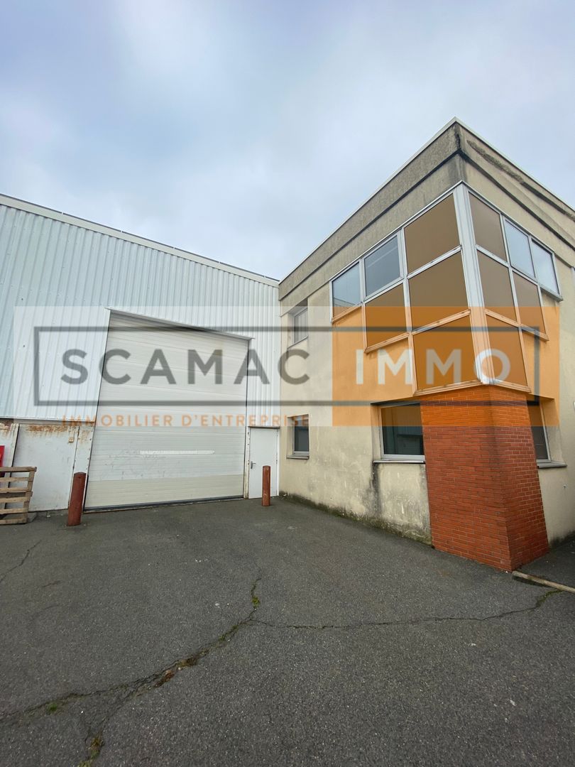 local d'activités de 379m², Chilly-Mazarin (Essonne)