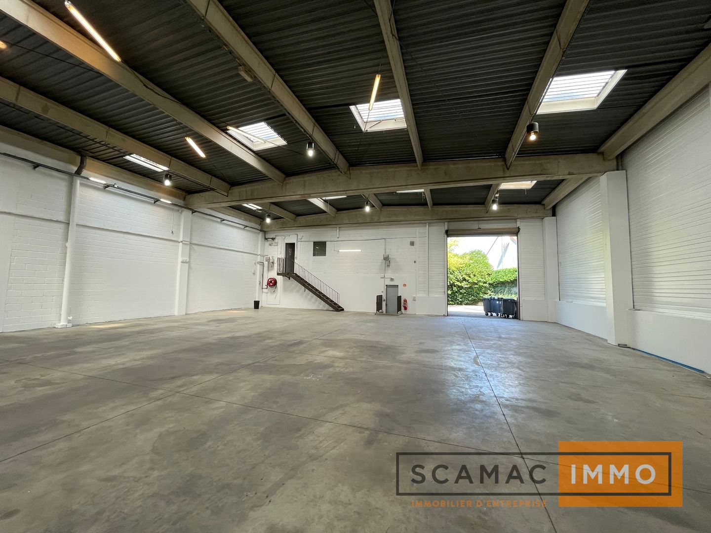 local d'activités de 434m², Palaiseau (Essonne)