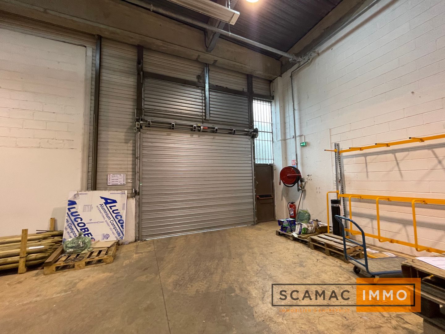 local d'activités de 559m², Palaiseau (Essonne)