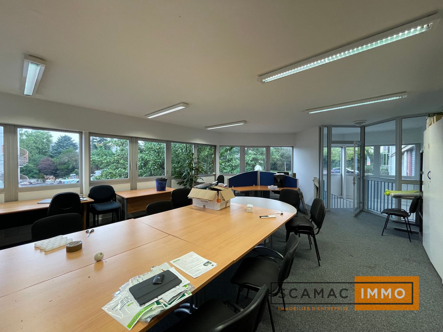 local d'activités de 559m², Palaiseau (Essonne)