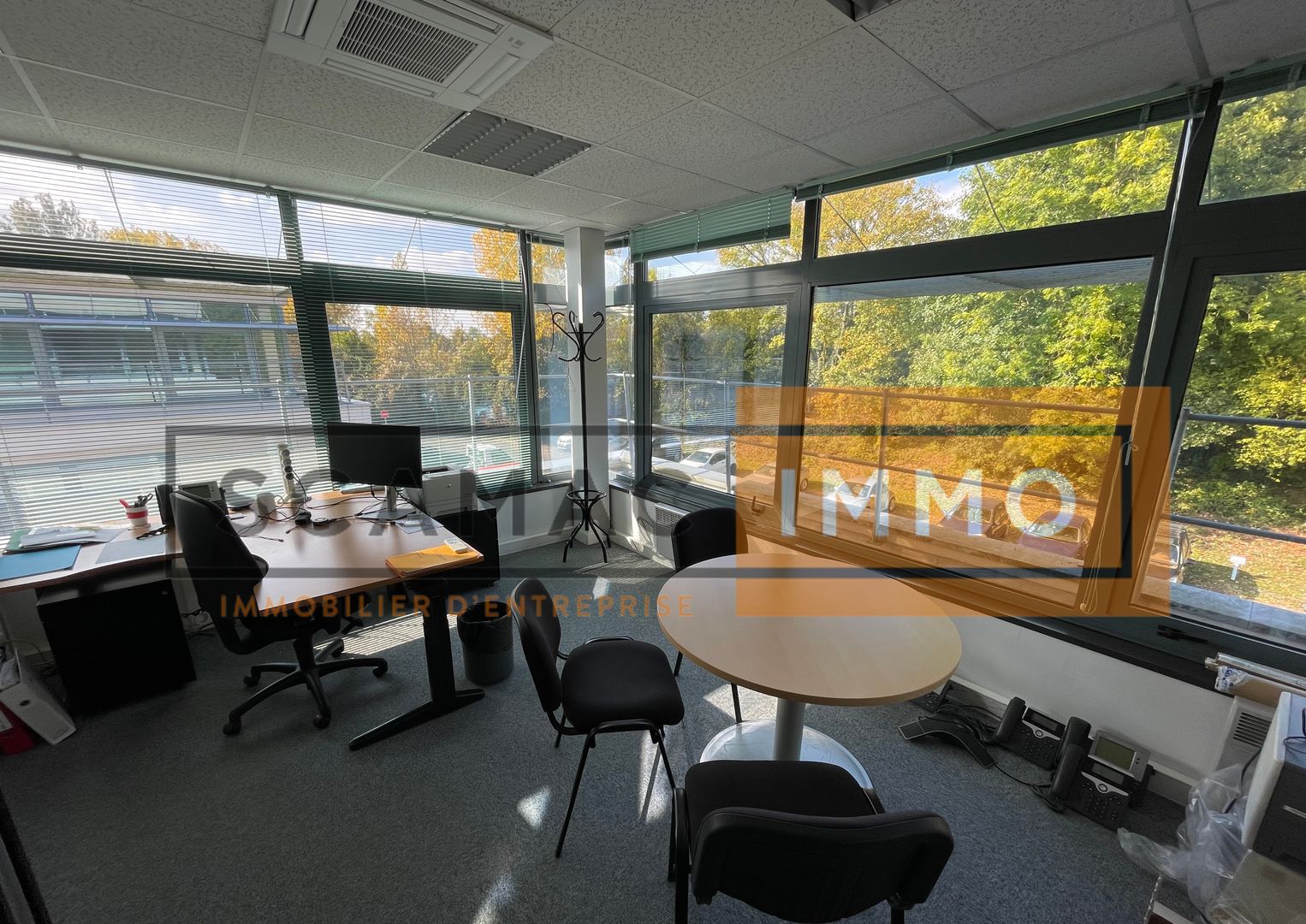 locaux mixtes de 529m², Croissy-Beaubourg (Seine-et-Marne)