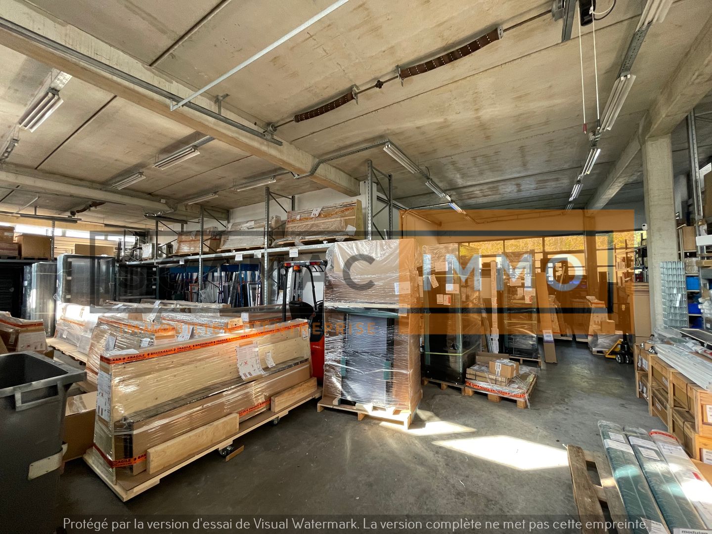 locaux mixtes de 529m², Croissy-Beaubourg (Seine-et-Marne)