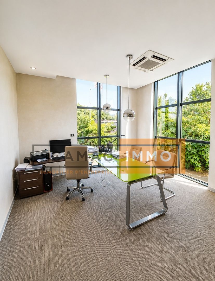 local d'activités de 578m², Bussy-Saint-Martin (Seine-et-Marne)