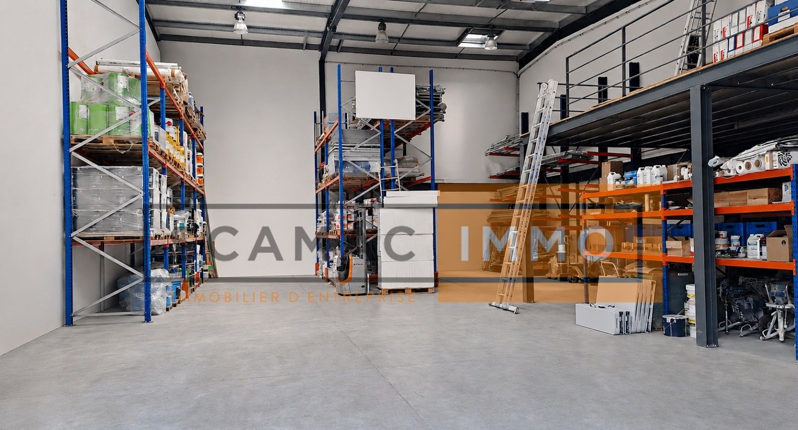 local d'activités de 578m², Bussy-Saint-Martin (Seine-et-Marne)