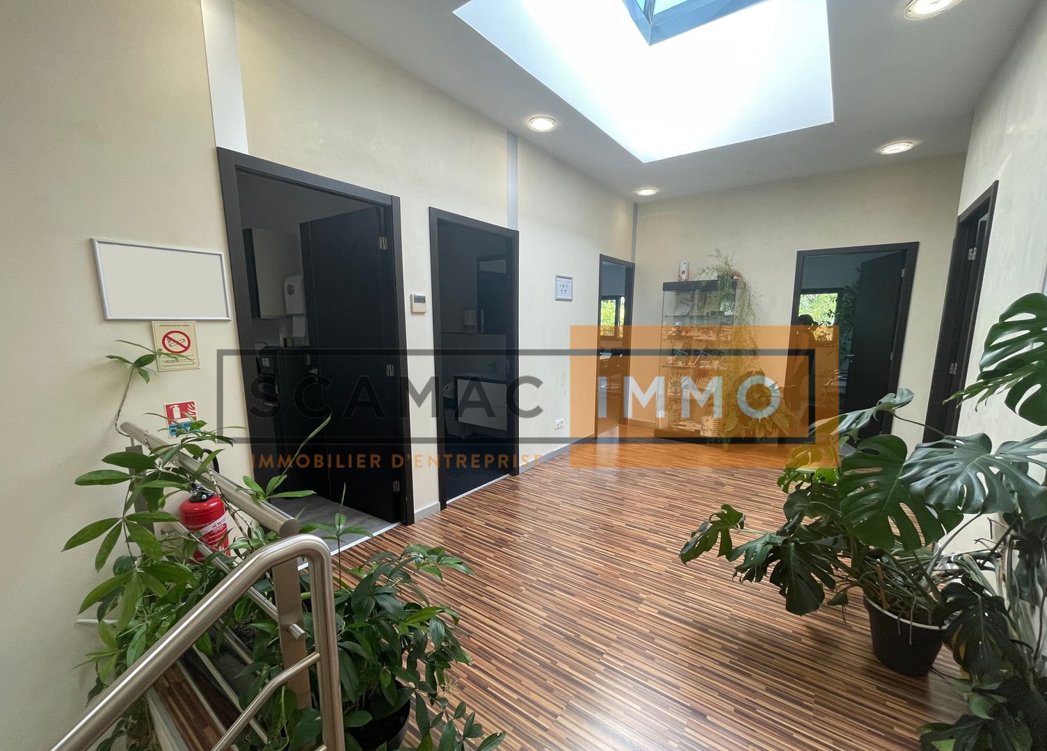 bureau de 196m², Bussy-Saint-Martin (Seine-et-Marne)