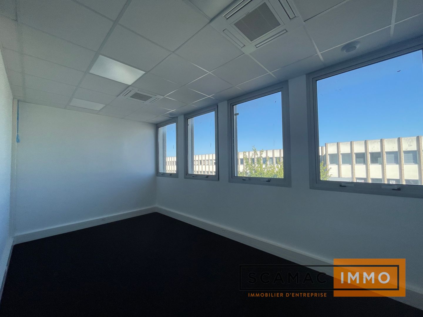 entrepôt de 374m², Bonneuil-sur-Marne (Val-de-Marne)