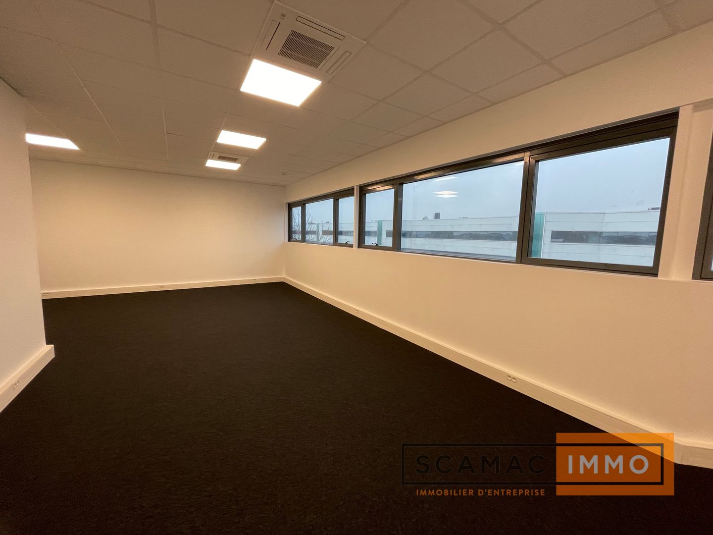 local d'activités de 486m², Bonneuil-sur-Marne (Val-de-Marne)
