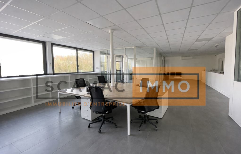 local d'activités de 580m², Chanteloup-en-Brie (Seine-et-Marne)