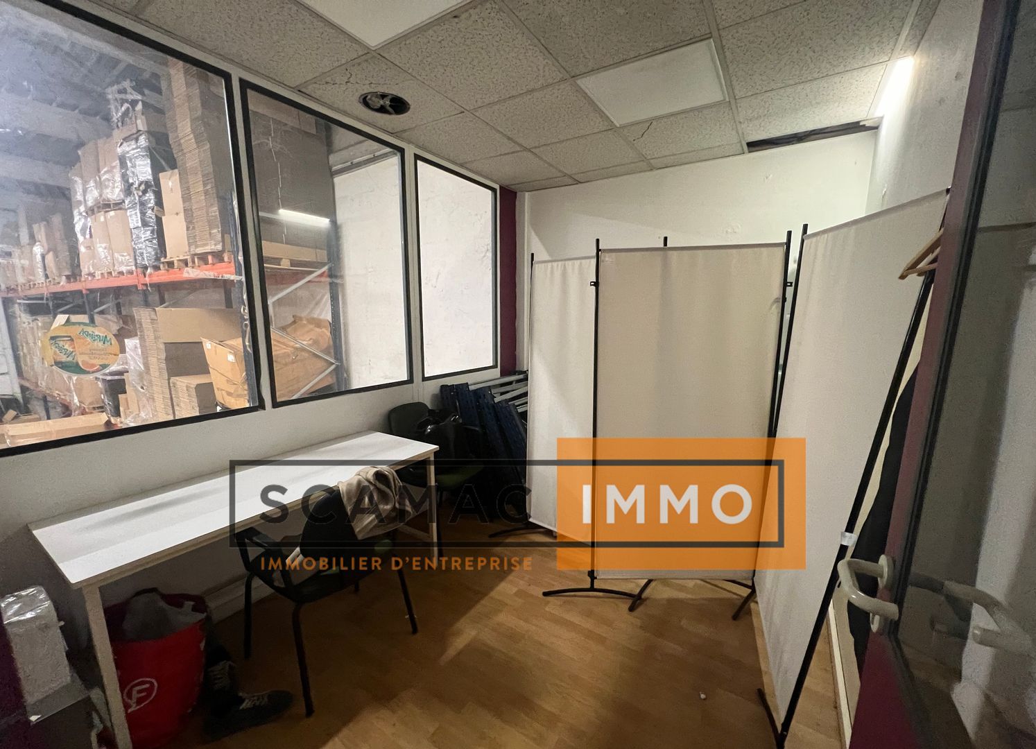 local d'activités de 375m², Bondy (Seine-Saint-Denis)