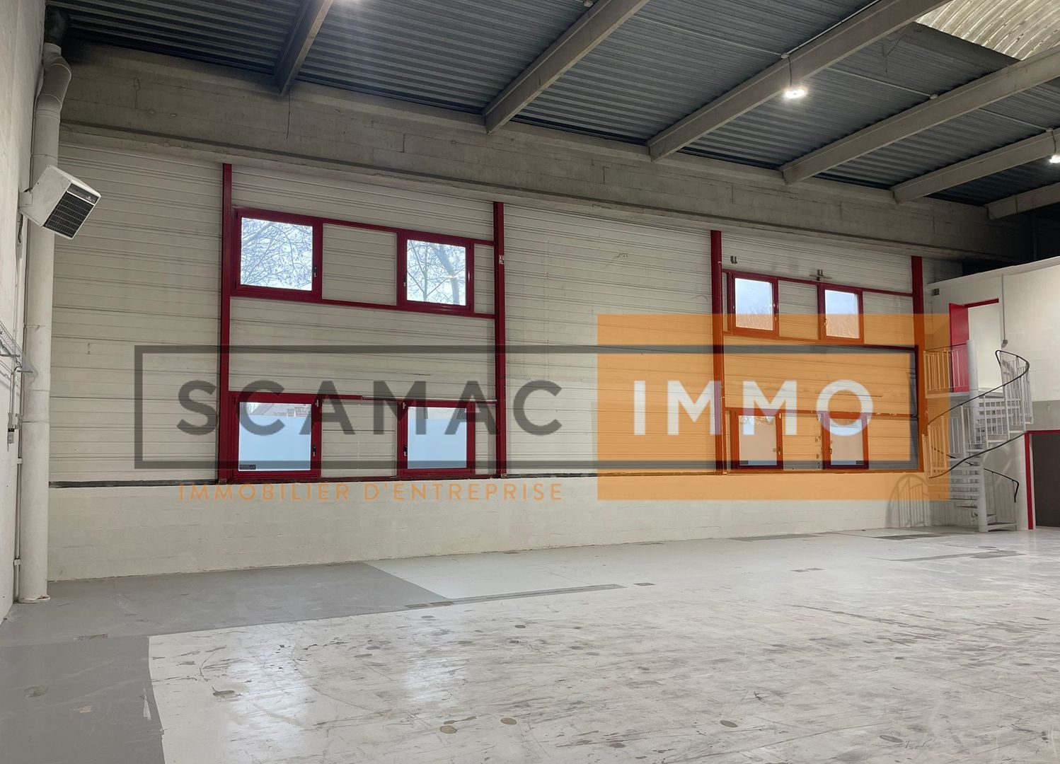 local d'activités de 375m², Bondy (Seine-Saint-Denis)