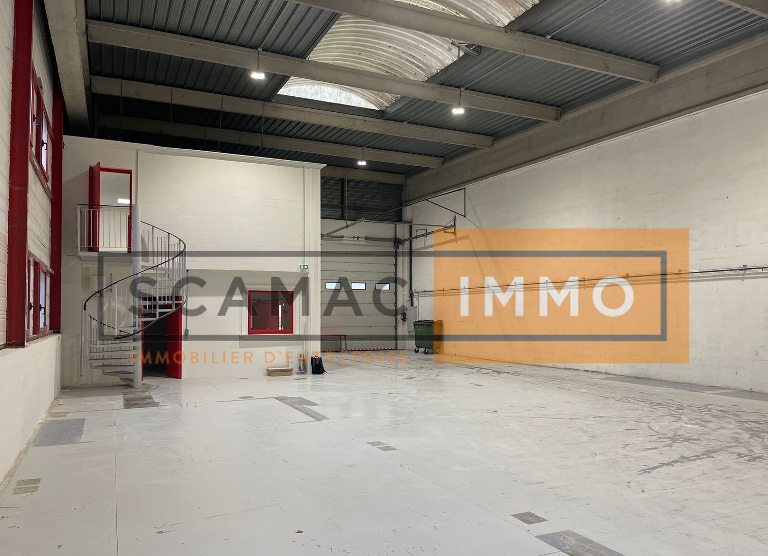 local d'activités de 375m², Bondy (Seine-Saint-Denis)