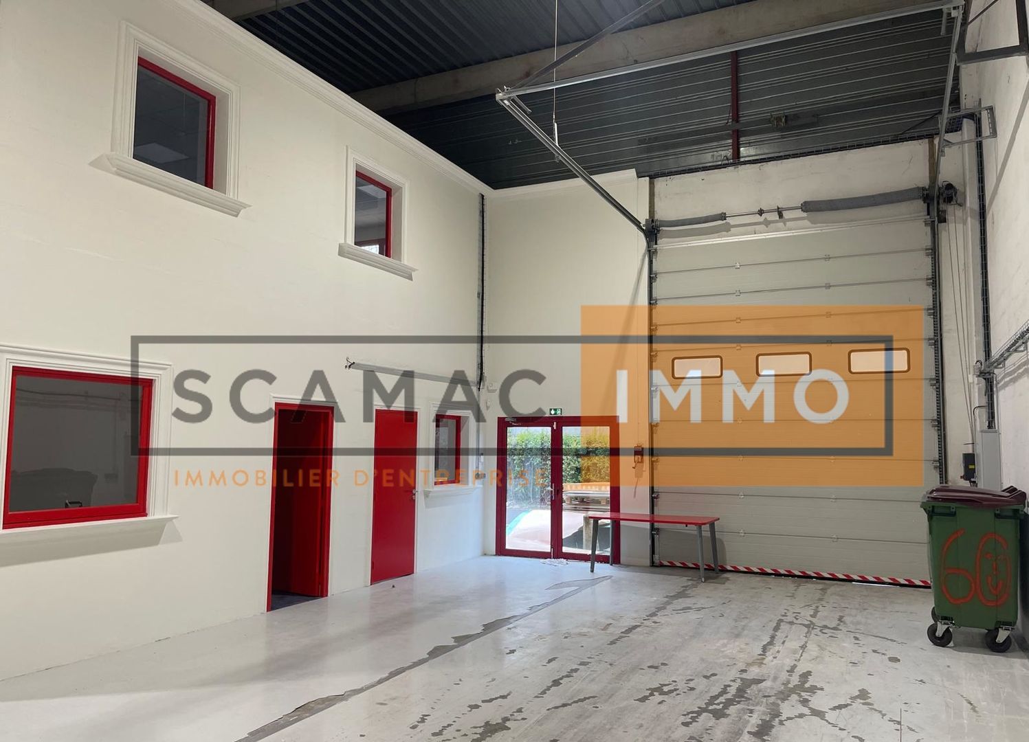 local d'activités de 375m², Bondy (Seine-Saint-Denis)