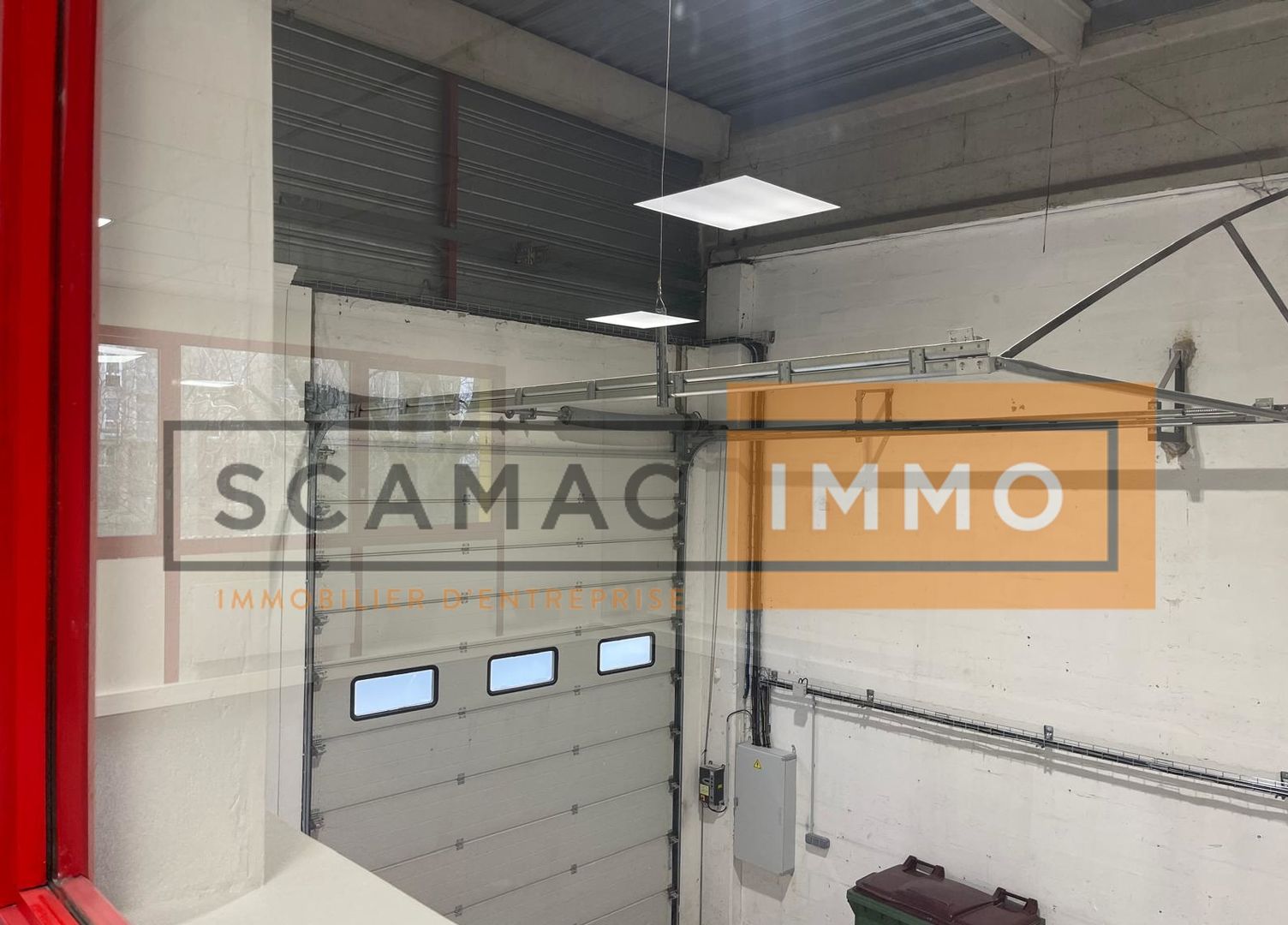 local d'activités de 375m², Bondy (Seine-Saint-Denis)