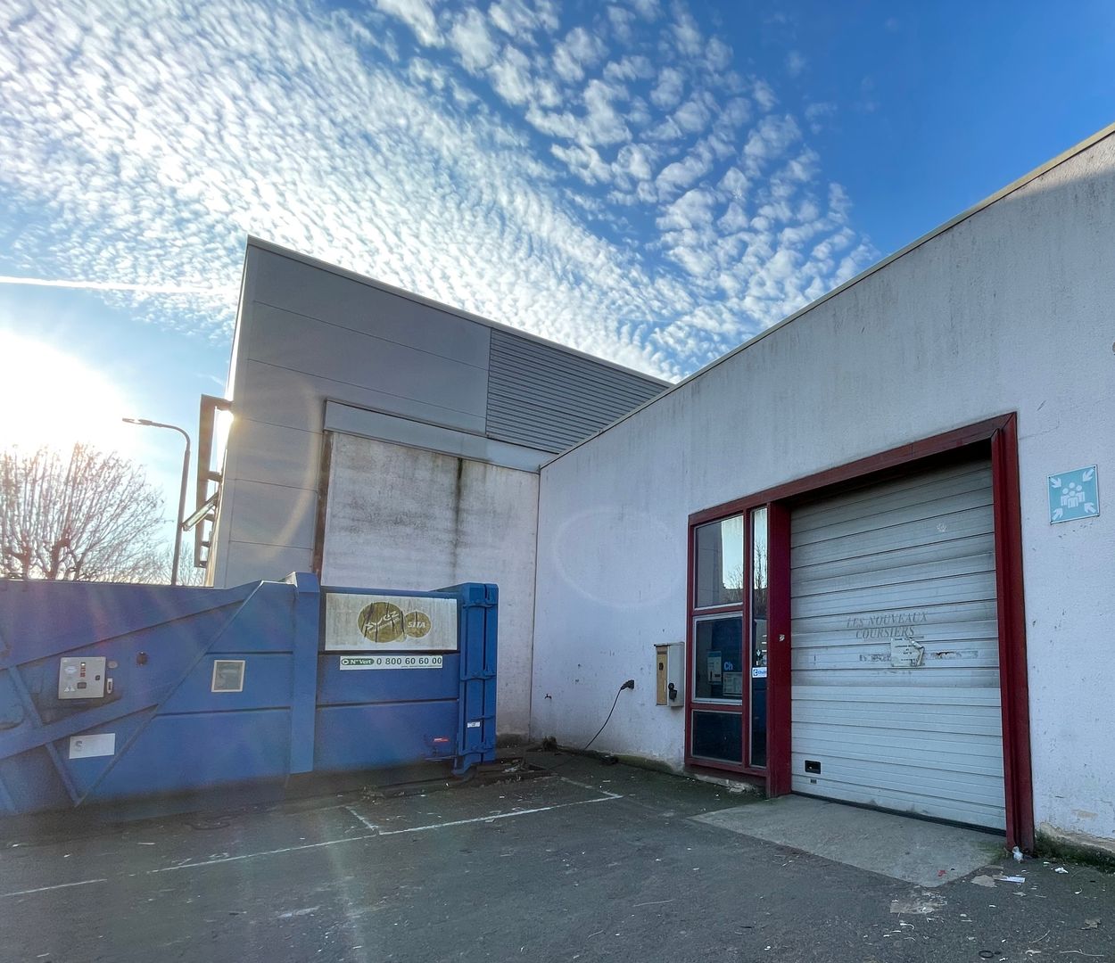 entrepôt de 892m², Ivry-sur-Seine (Val-de-Marne)