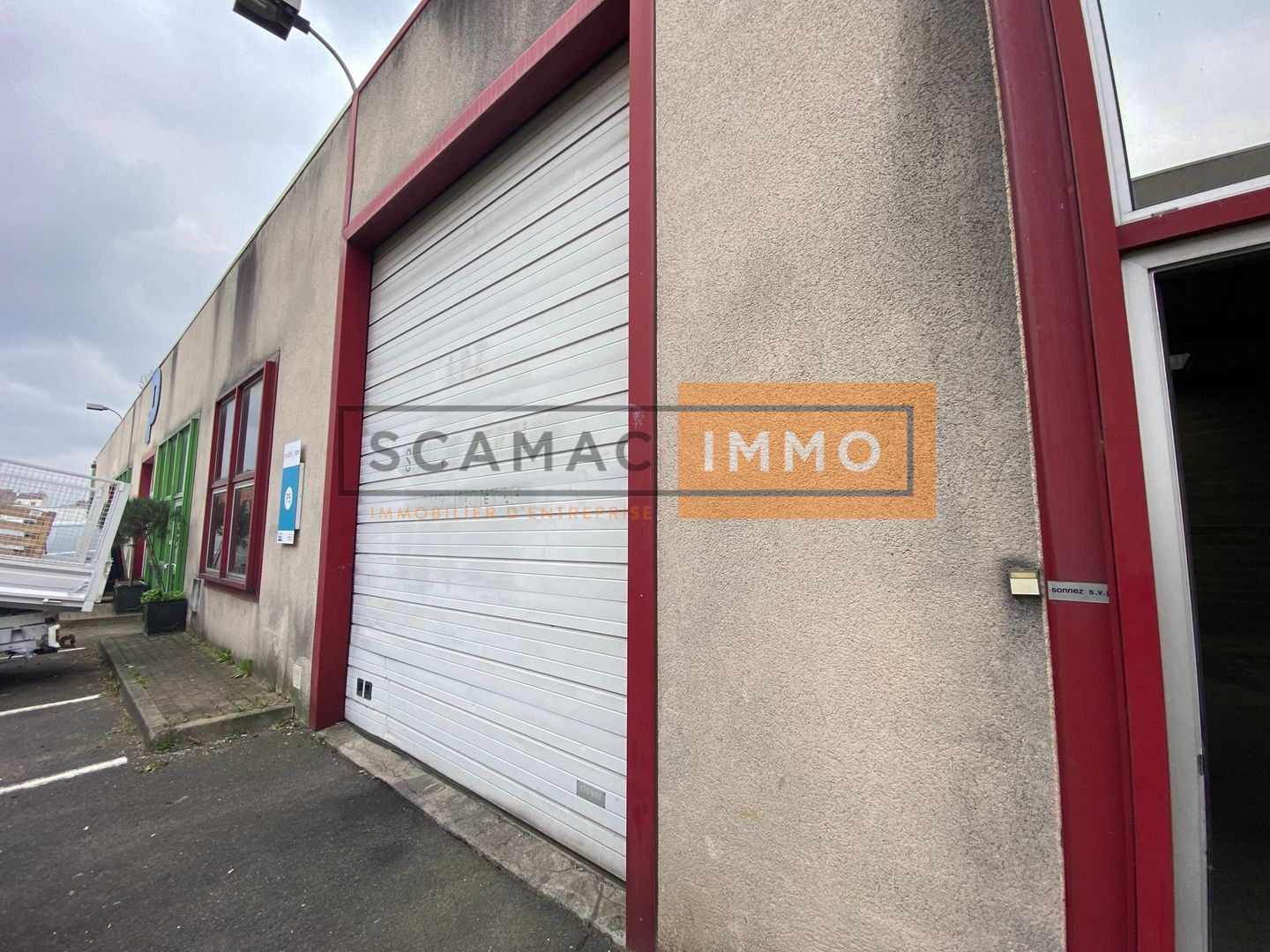 local d'activités de 236m², Ivry-sur-Seine (Val-de-Marne)