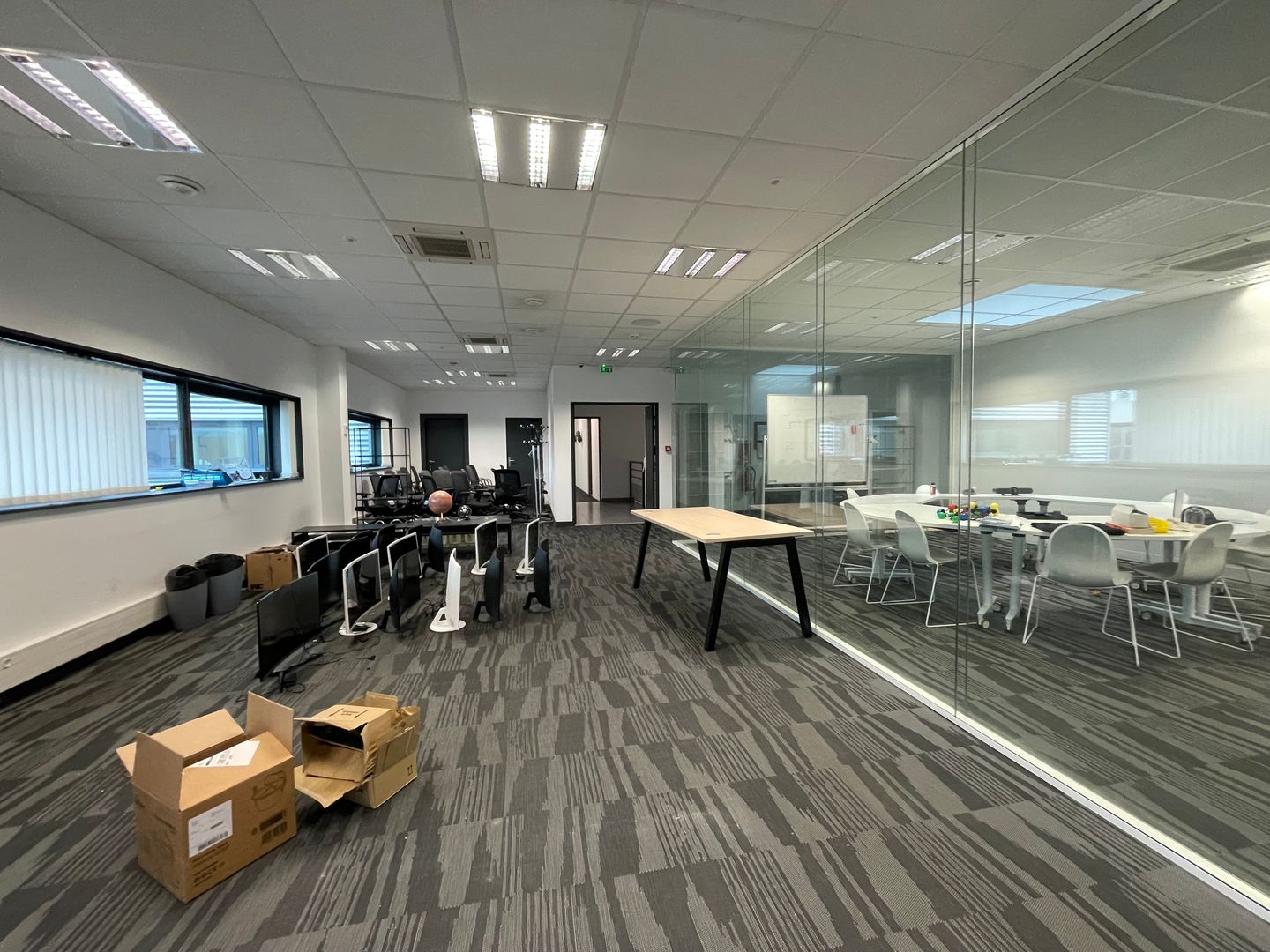 local d'activités de 822m², Ivry-sur-Seine (Val-de-Marne)