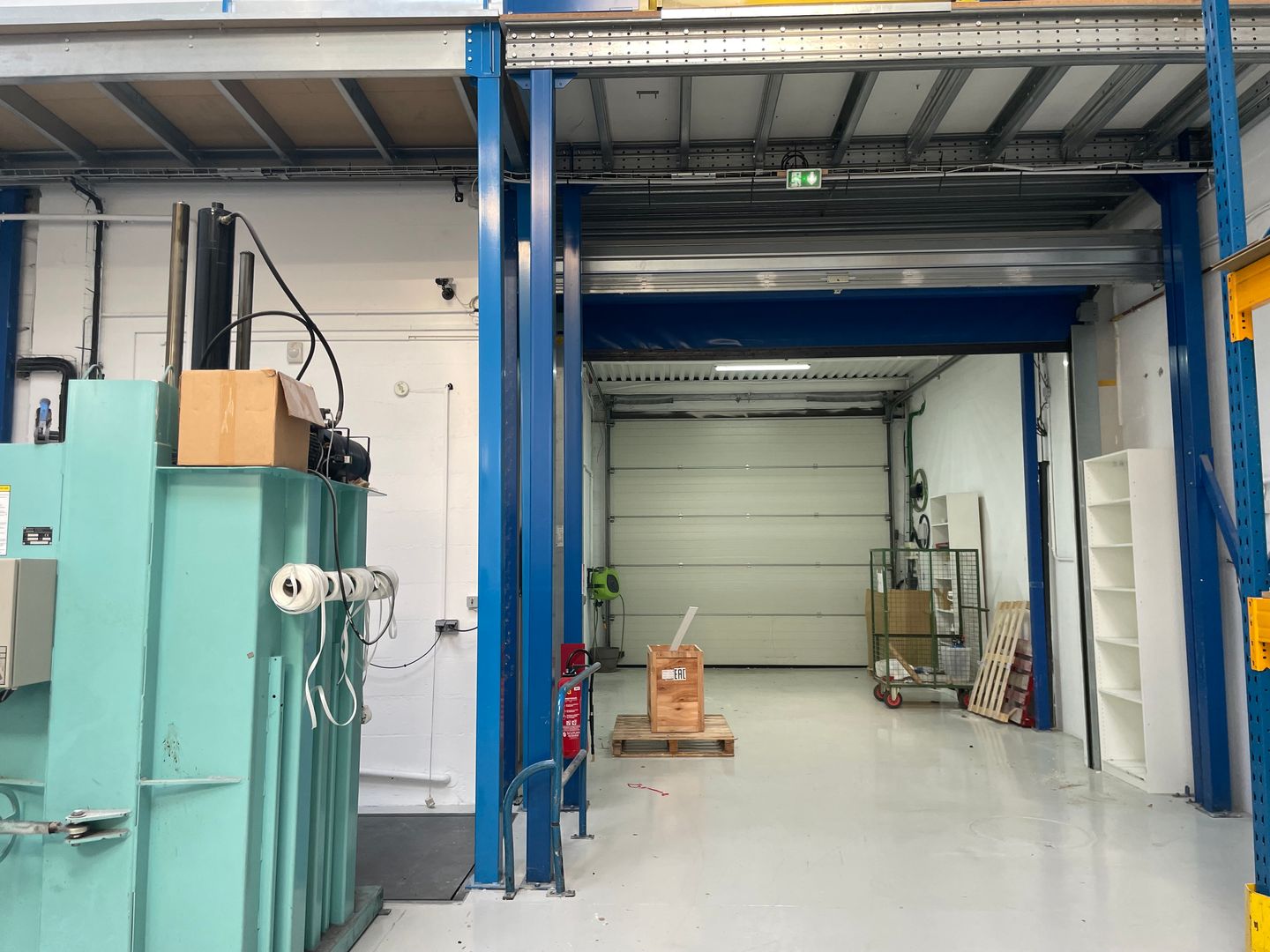 local d'activités de 822m², Ivry-sur-Seine (Val-de-Marne)