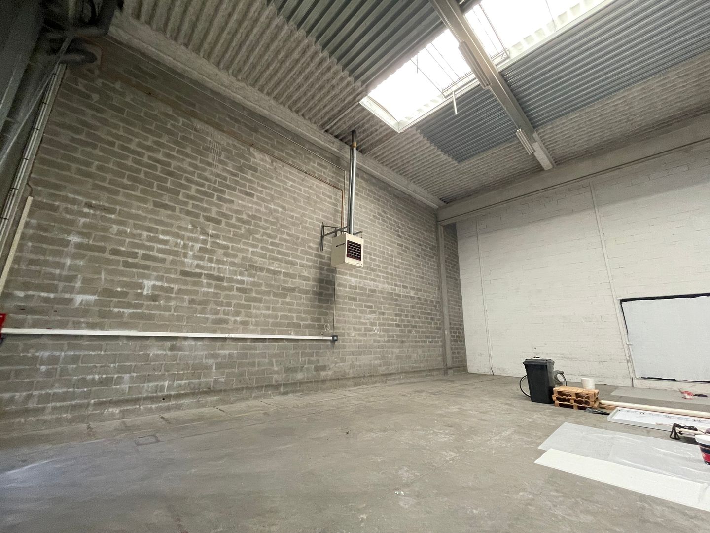 entrepôt de 801m², Ivry-sur-Seine (Val-de-Marne)