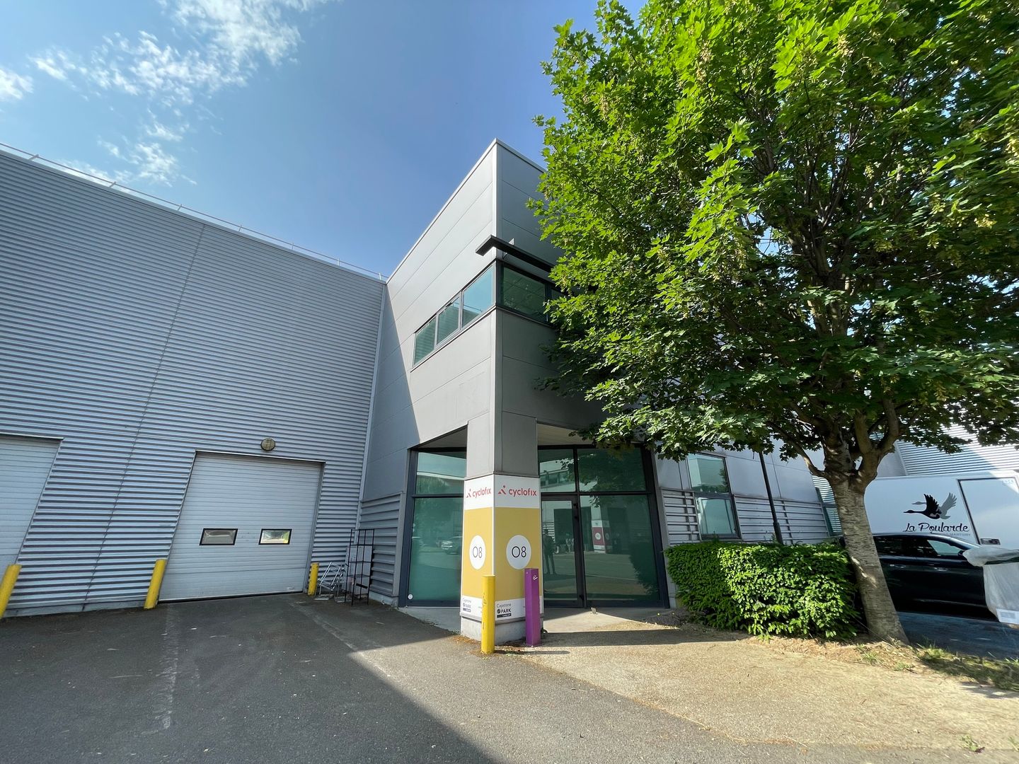 entrepôt de 801m², Ivry-sur-Seine (Val-de-Marne)