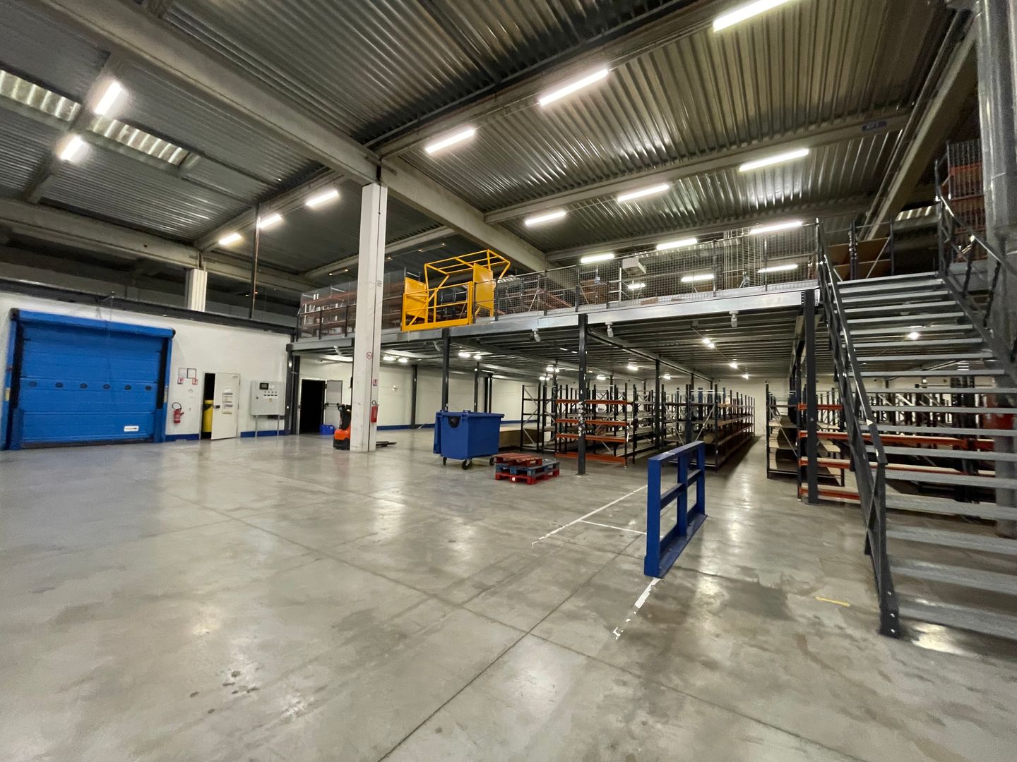 entrepôt de 4&nbsp;202m², Ivry-sur-Seine (Val-de-Marne)