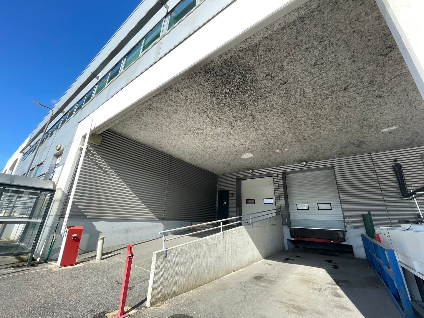 entrepôt de 4&nbsp;202m², Ivry-sur-Seine (Val-de-Marne)