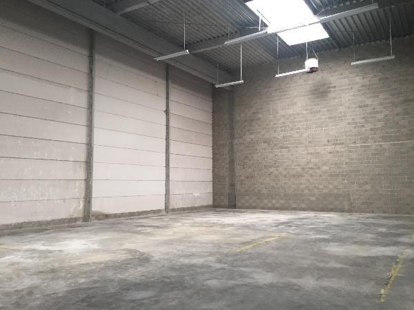 bureau de 255m², Ivry-sur-Seine (Val-de-Marne)