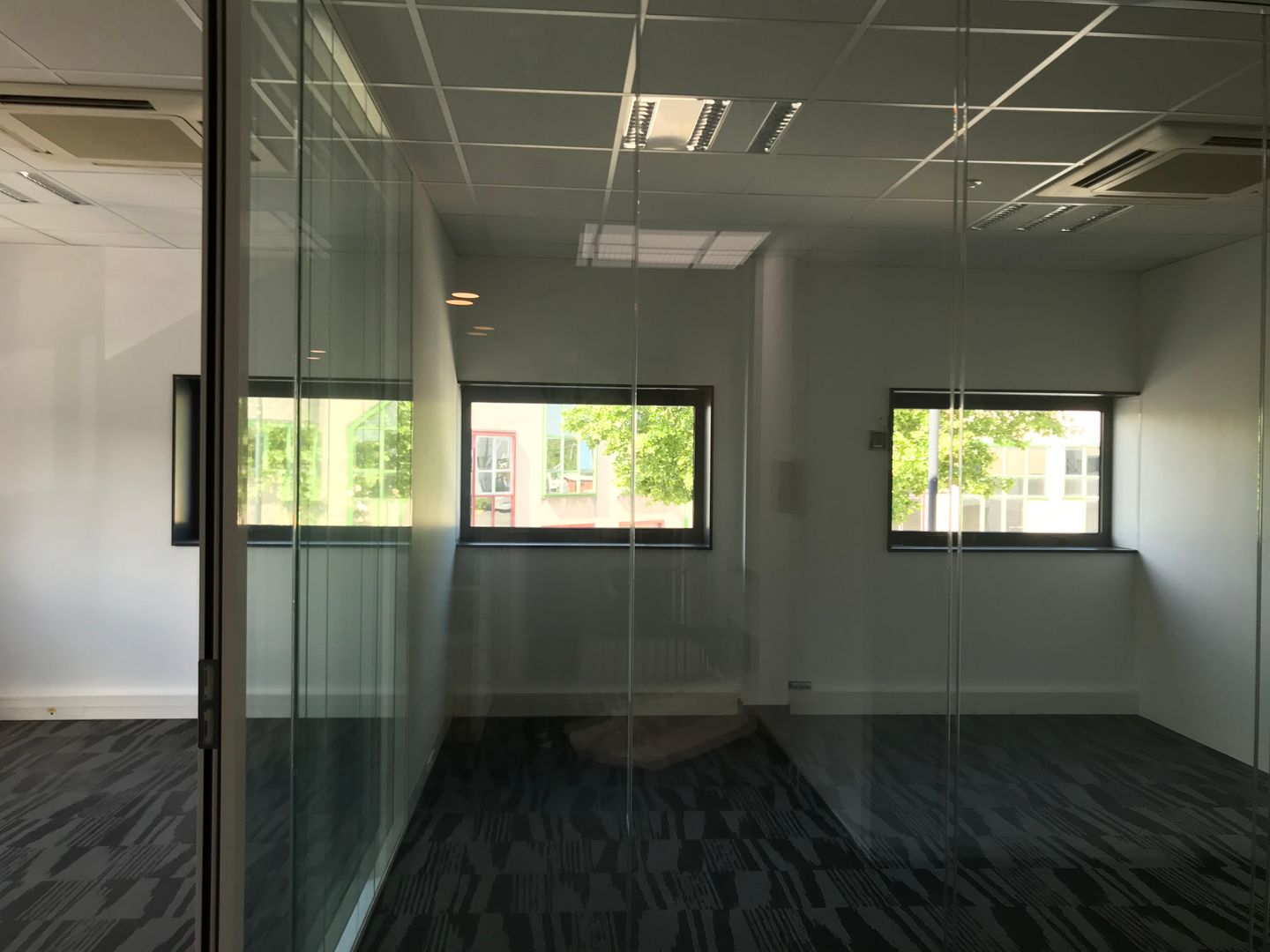 local d'activités de 398m², Ivry-sur-Seine (Val-de-Marne)