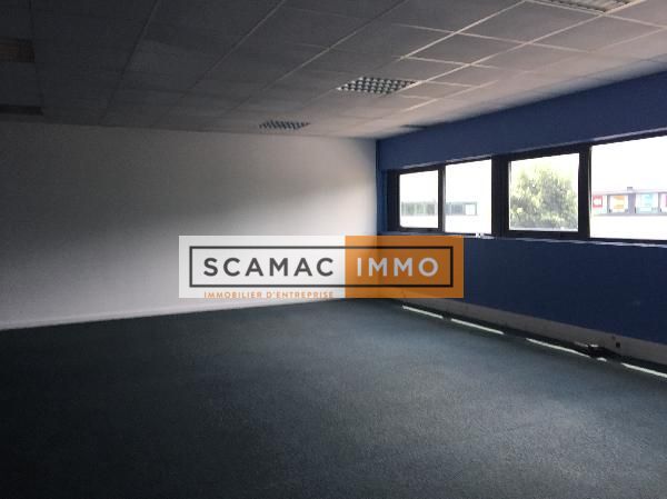 local d'activités de 472m², Ivry-sur-Seine (Val-de-Marne)