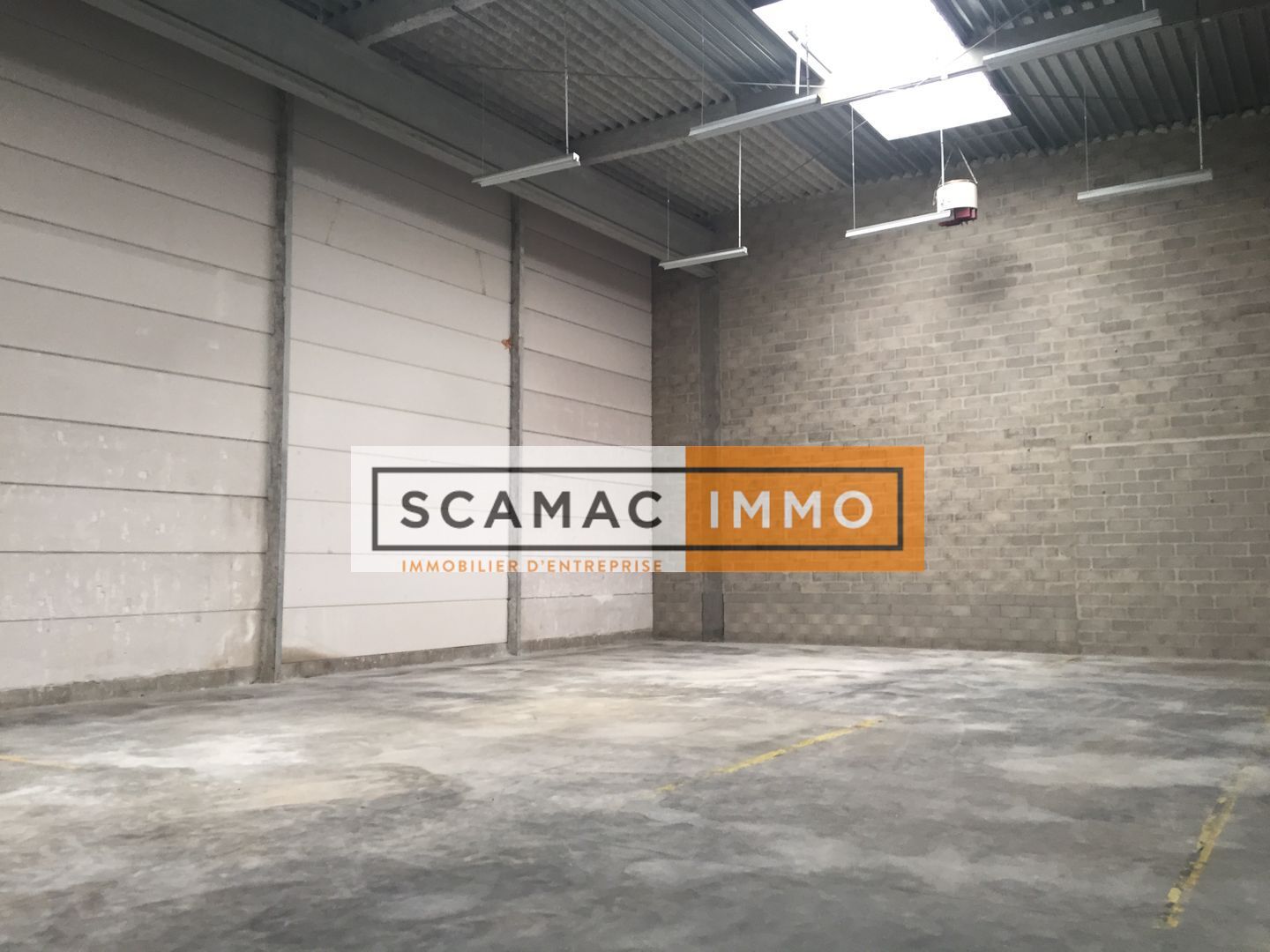 local d'activités de 442m², Ivry-sur-Seine (Val-de-Marne)