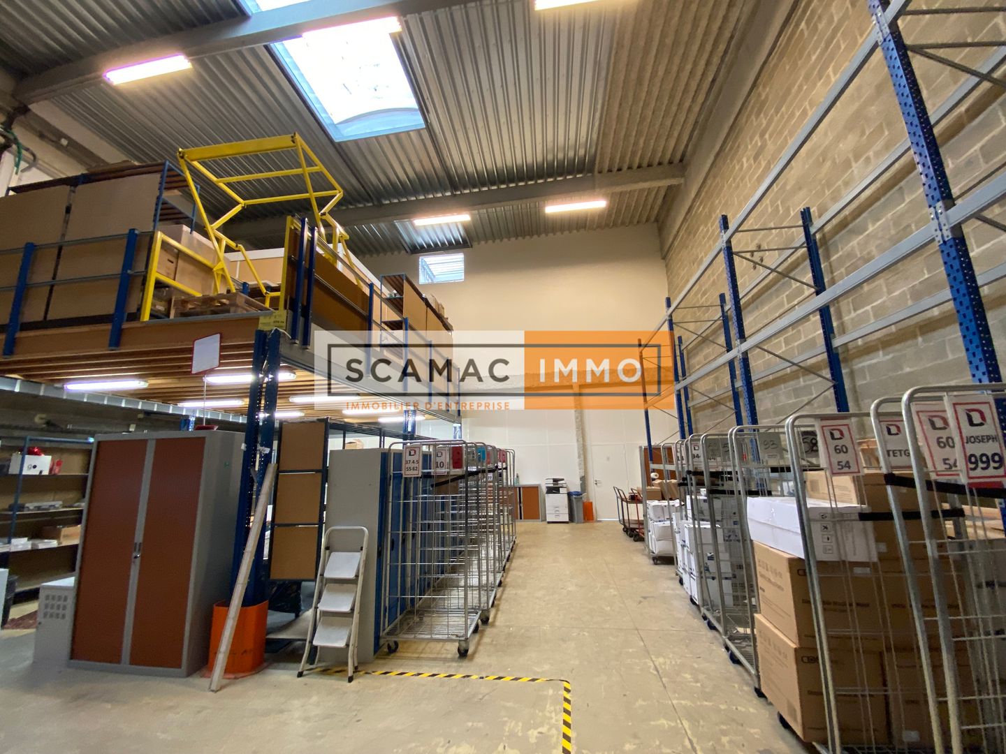 local d'activités de 932m², Ivry-sur-Seine (Val-de-Marne)