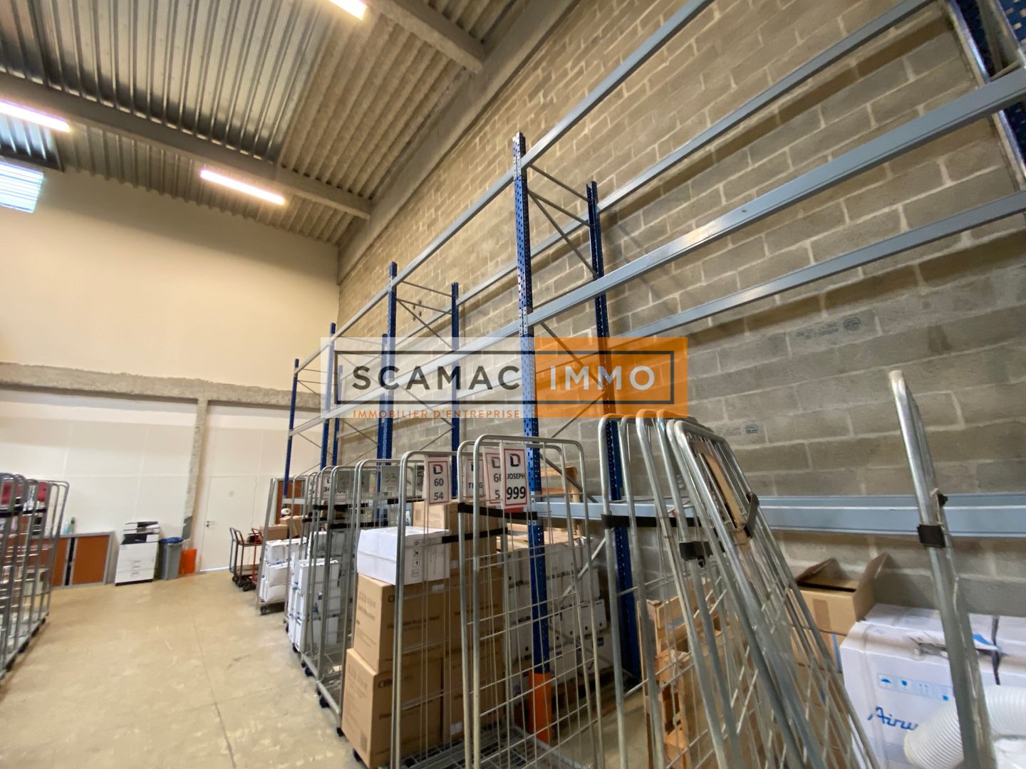 local d'activités de 932m², Ivry-sur-Seine (Val-de-Marne)