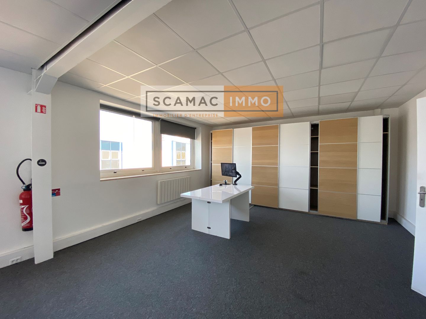 local d'activités de 399m², Vitry-sur-Seine (Val-de-Marne)