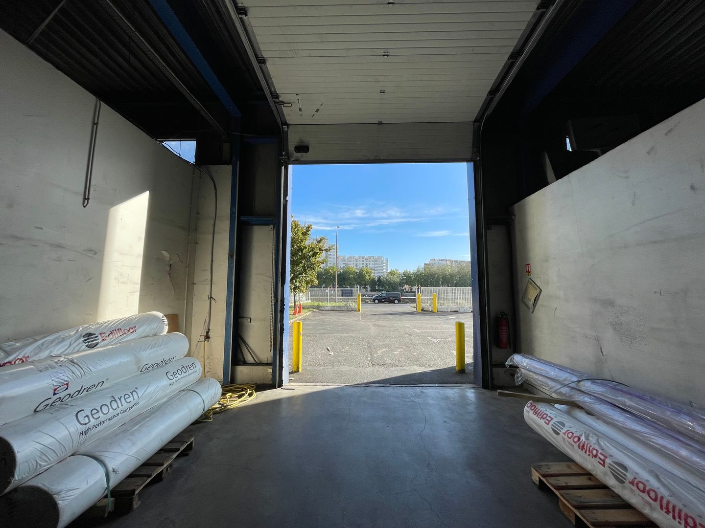 local d'activités de 635m², Vitry-sur-Seine (Val-de-Marne)