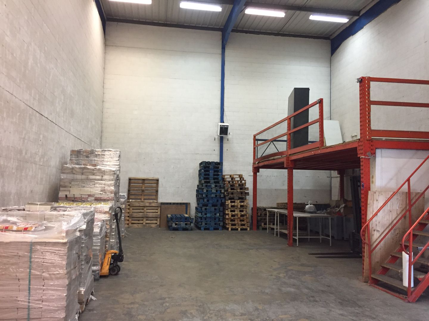 local d'activités de 267m², Vitry-sur-Seine (Val-de-Marne)