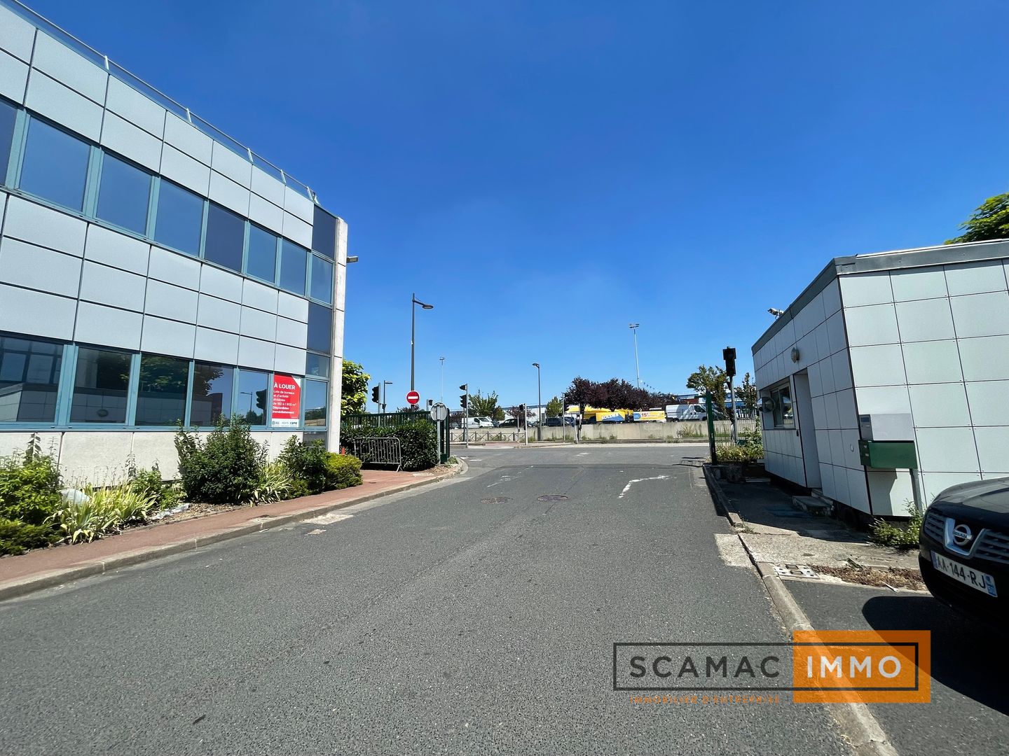 entrepôt de 671m², Fresnes (Val-de-Marne)