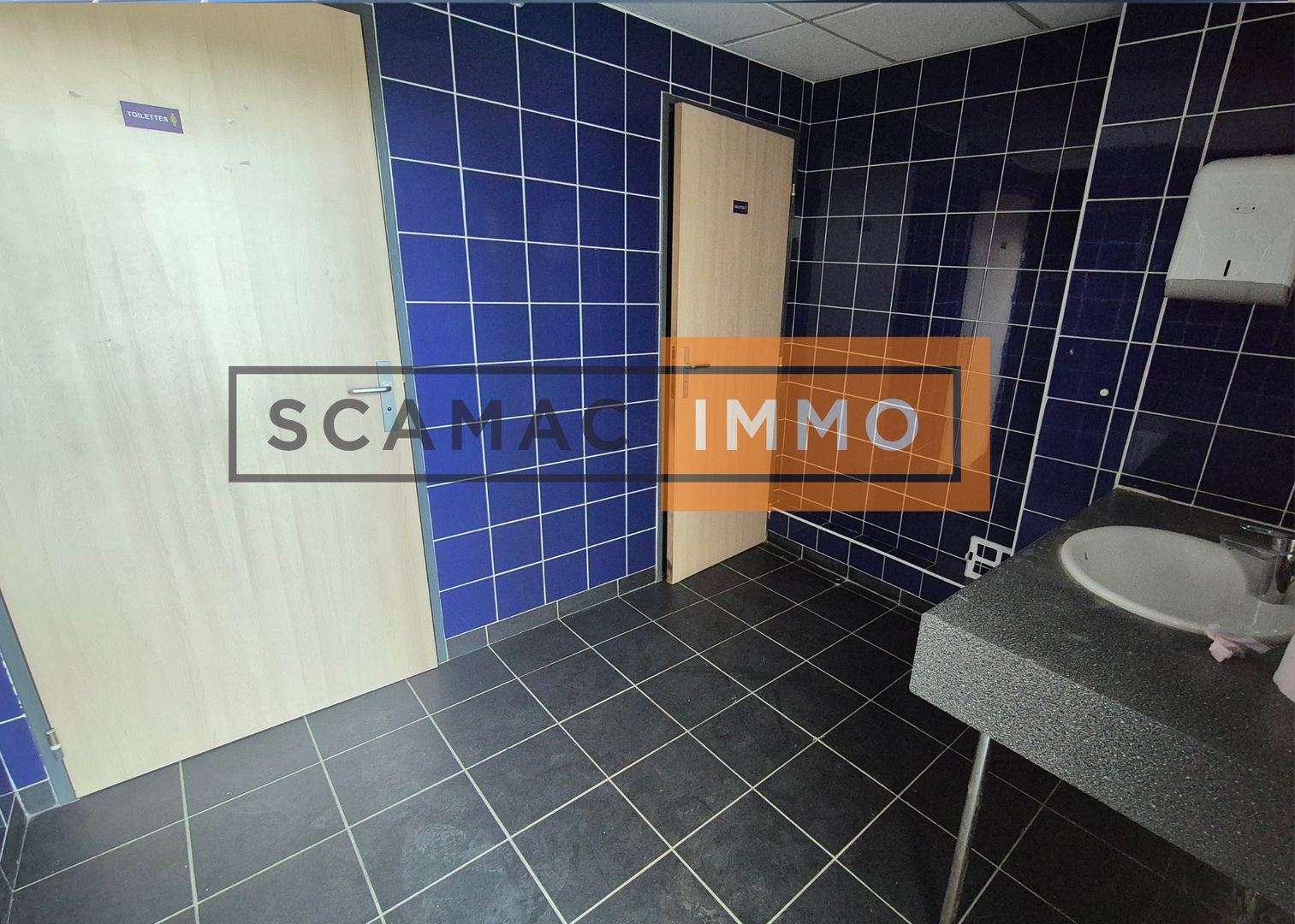 local d'activités de 679m², Mitry-Mory (Seine-et-Marne)