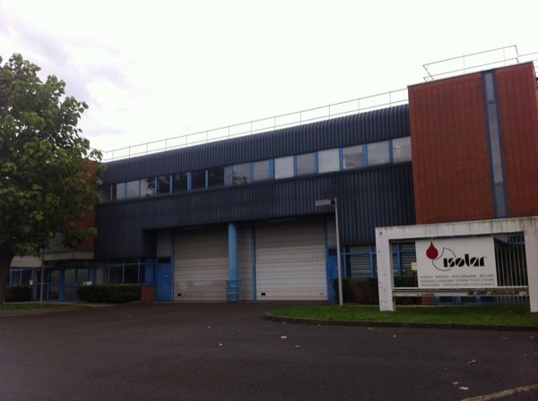 local d'activités de 993m², Villepinte (Seine-Saint-Denis)