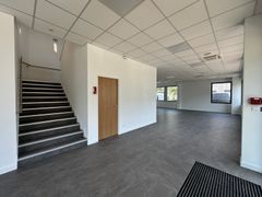local d'activités de 740m², Le Blanc-Mesnil (Seine-Saint-Denis)