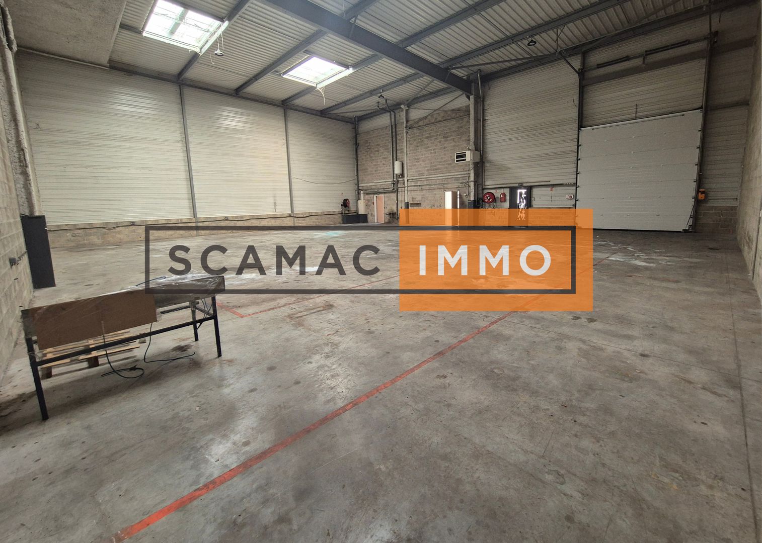 local d'activités de 471m², Goussainville (Val-d'Oise)