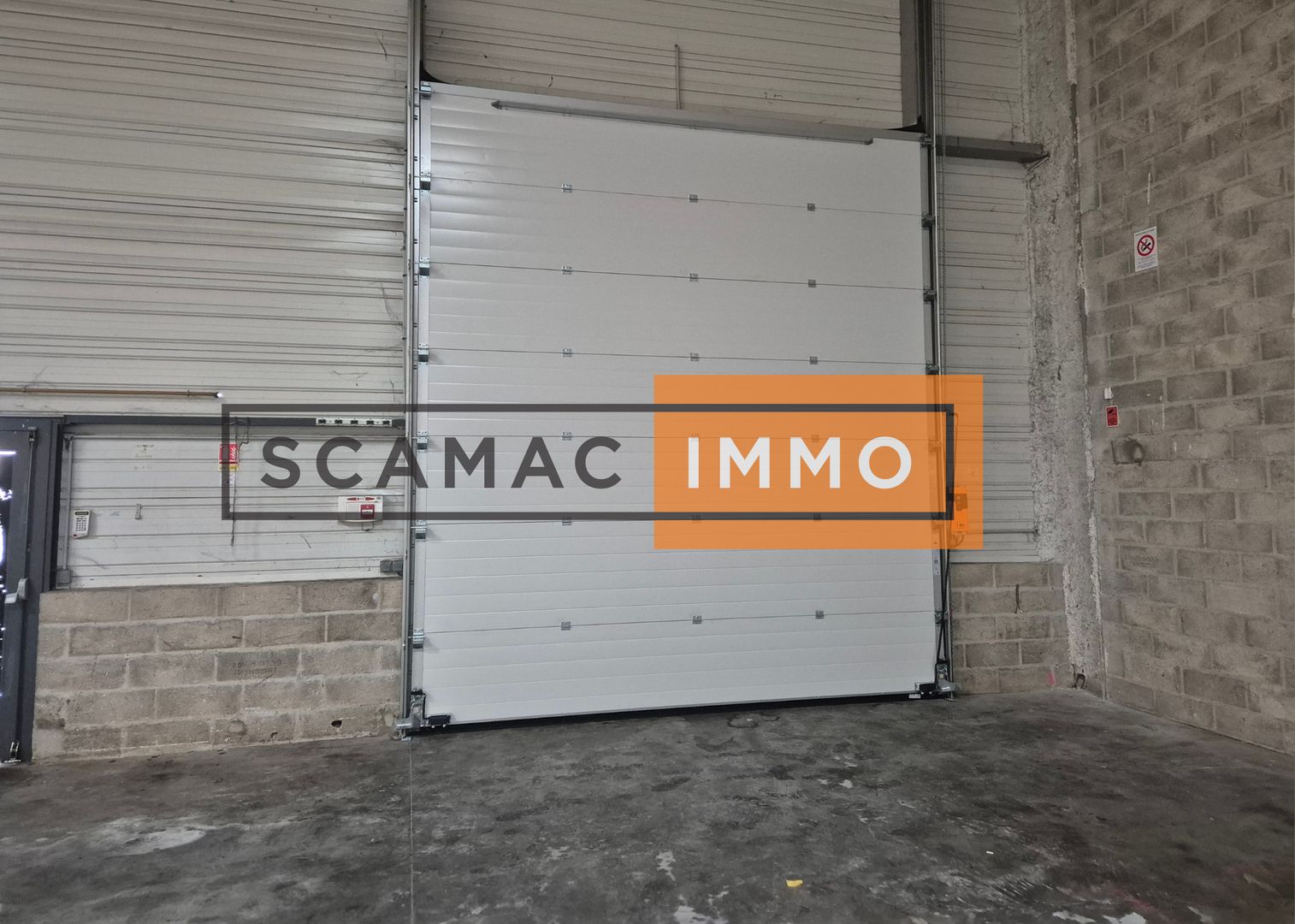 local d'activités de 471m², Goussainville (Val-d'Oise)