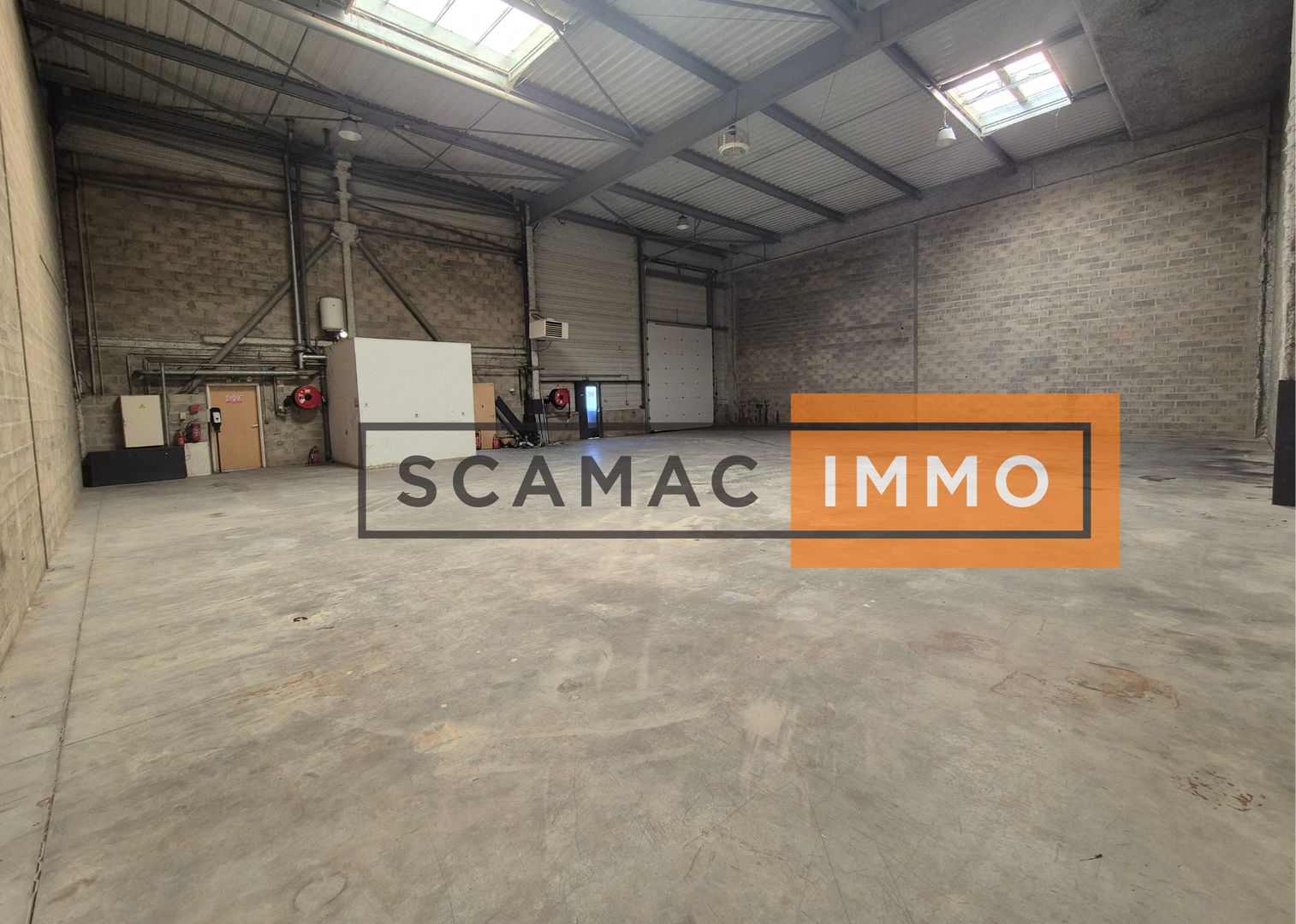 local d'activités de 471m², Goussainville (Val-d'Oise)