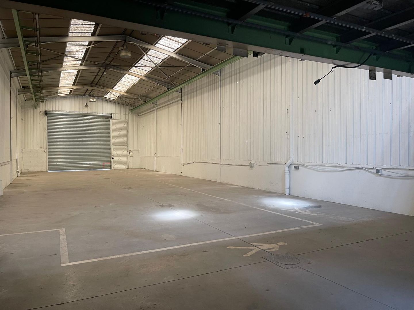 local d'activités de 401m², Noisy-le-Sec (Seine-Saint-Denis)